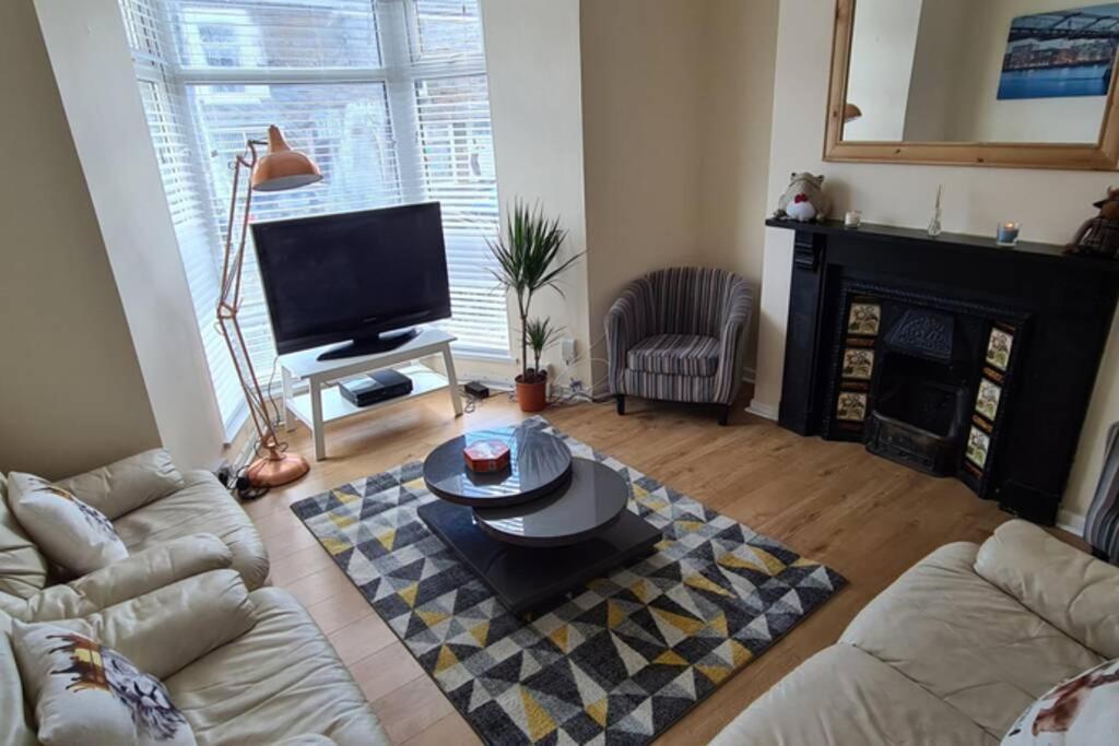 Swansea City Centre Townhouse Bagian luar foto