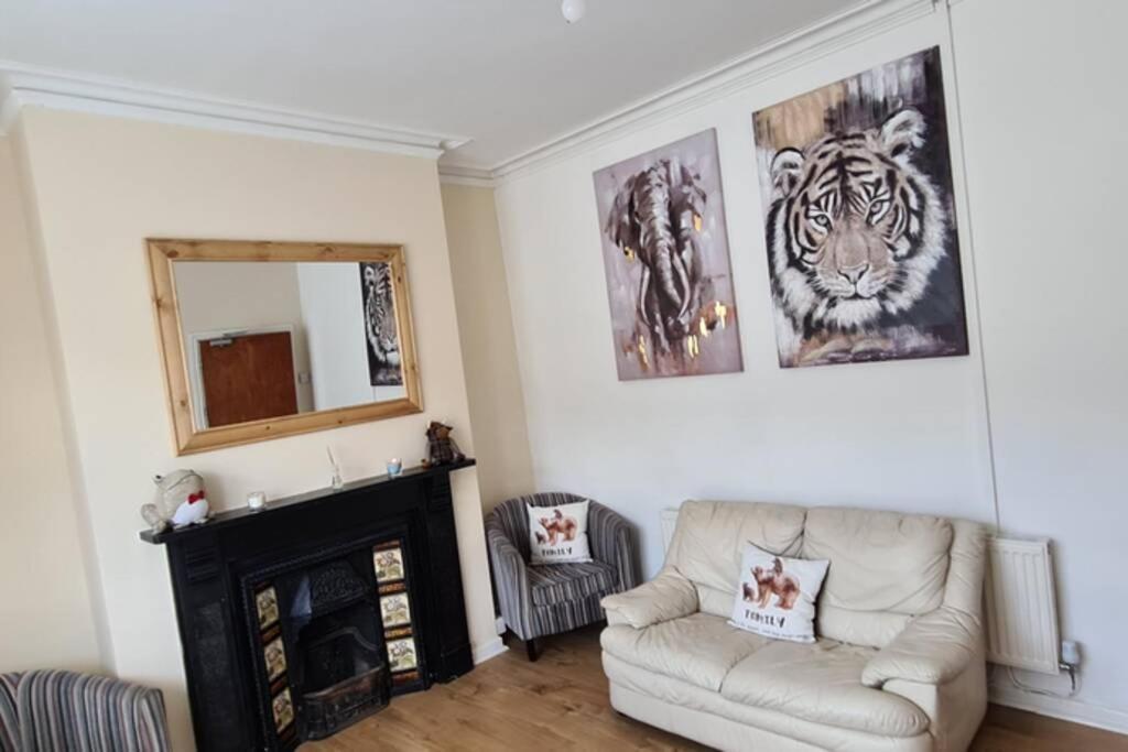 Swansea City Centre Townhouse Bagian luar foto